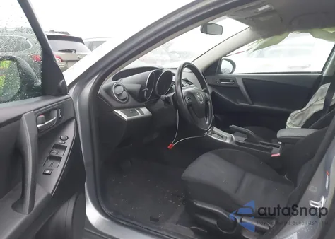 2011 Mazda Mazda3 I Touring из США, поврежденный, VIN JM1BL1VG8B1475663